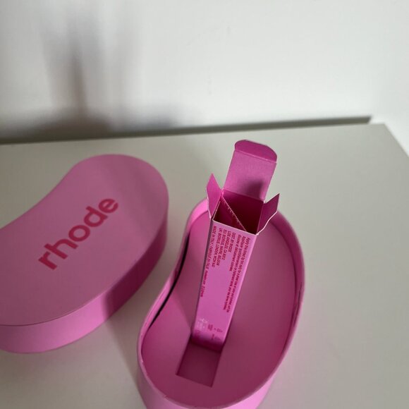 rhode skin peptide lip treatment in 'jelly bean' in limited-edition box - Picture 7 of 7